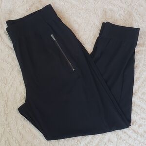 Women's Athleta NWOT Cosmic Jogger Black Sz SP Athletic Comfy Activewear Pant